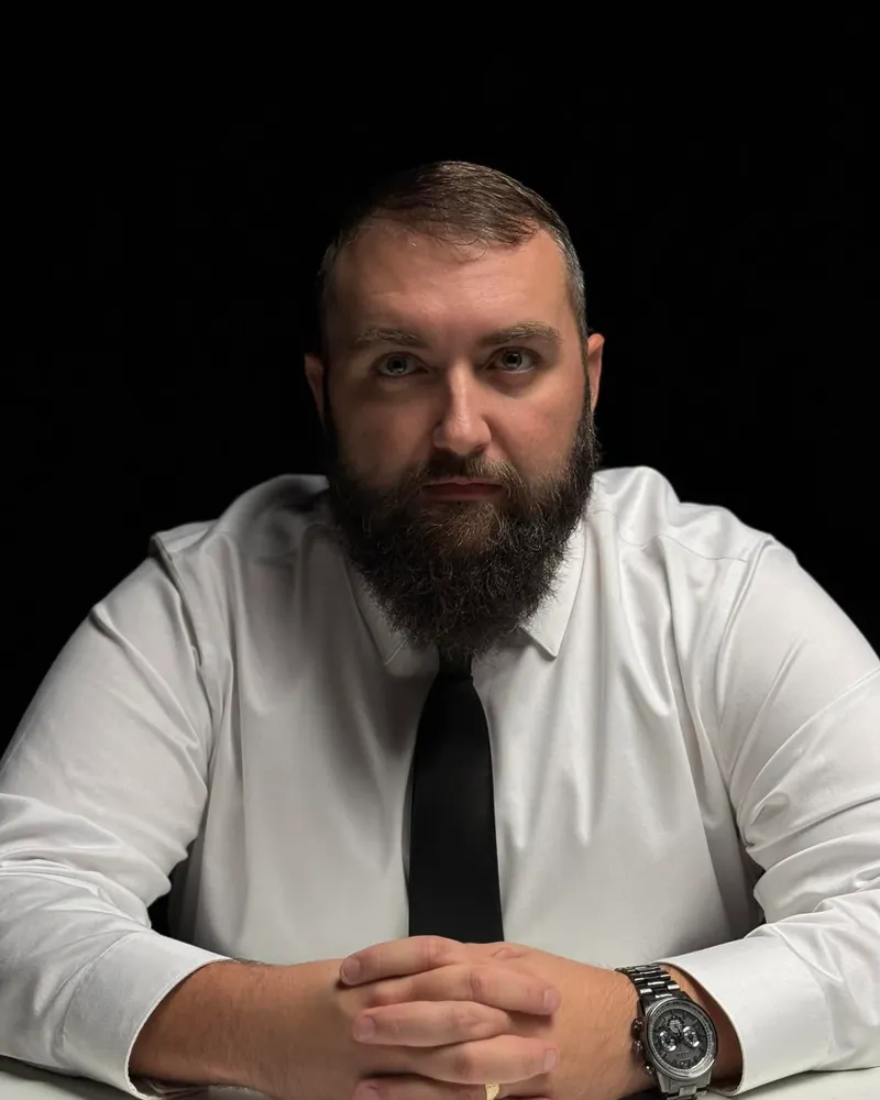 Portrait of Sam Romain
